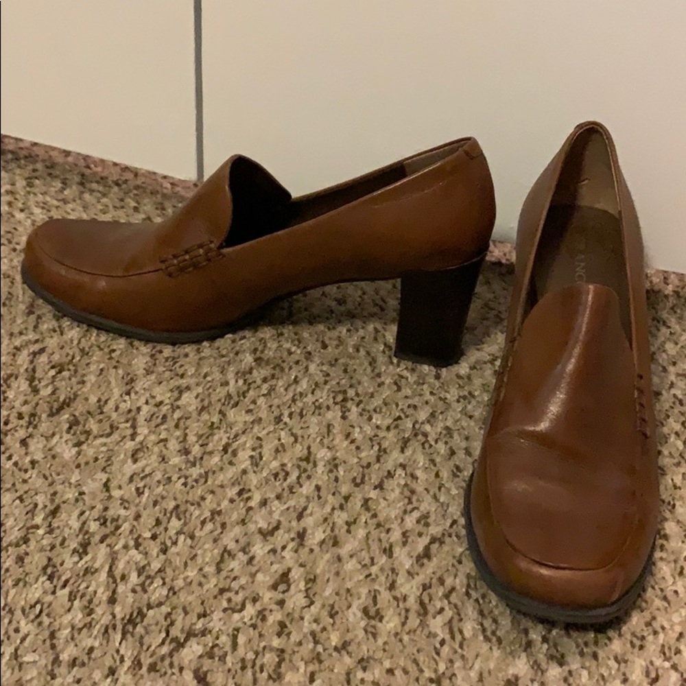 EUC Franco Sarto loafer heels